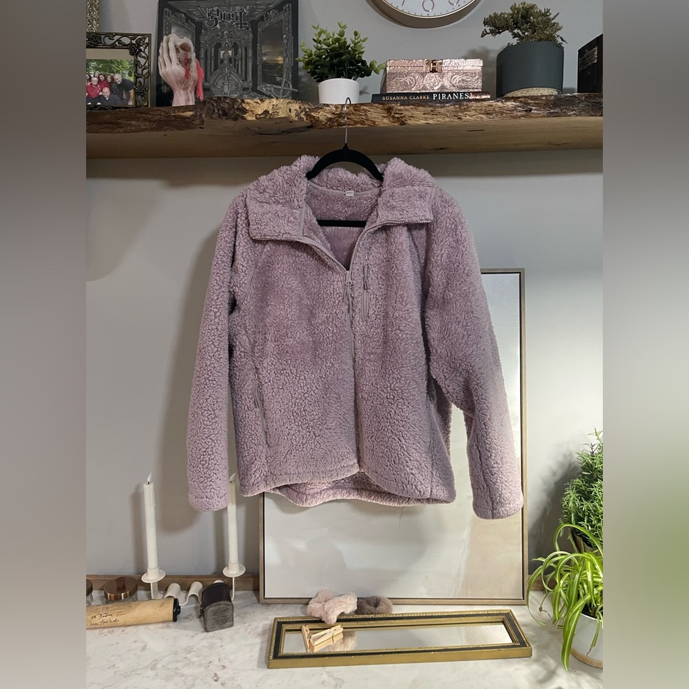 Uniqlo Lilac Blush Cozy Lavender Sherpa Jacket